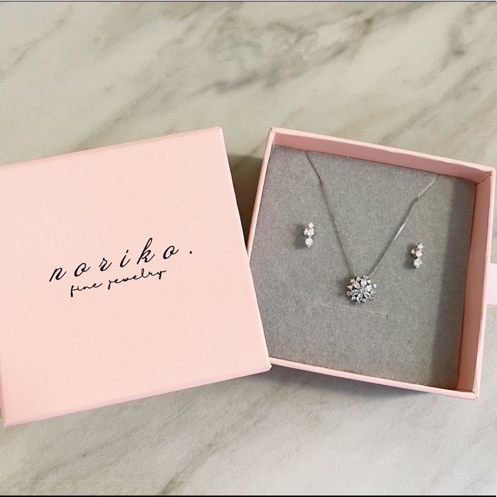 HOLIDAY JEWELRY SET - 14K White Gold Plated Snowflake Gift Set